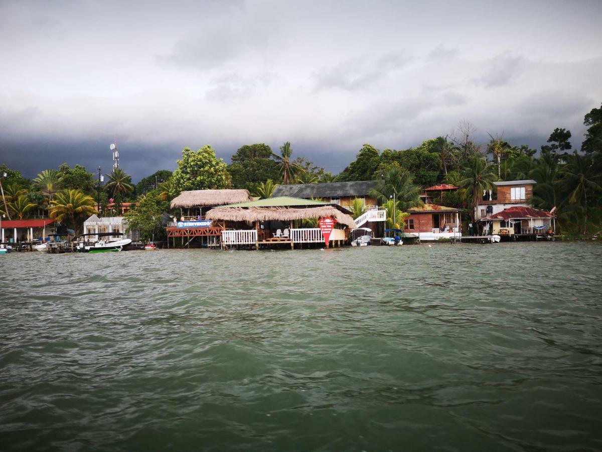 Linda Vista Hotel Rio Dulce By Eksteriør billede